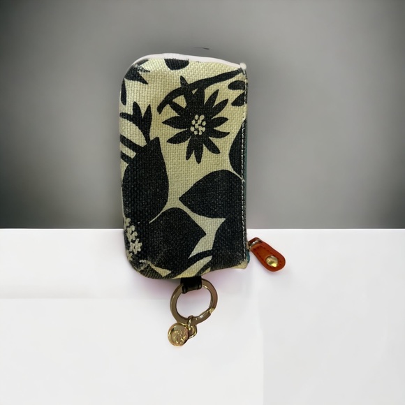 Spartina 449 Women's Zip-Around Inner Pockets Wristlet wallet - Picture 3 of 5